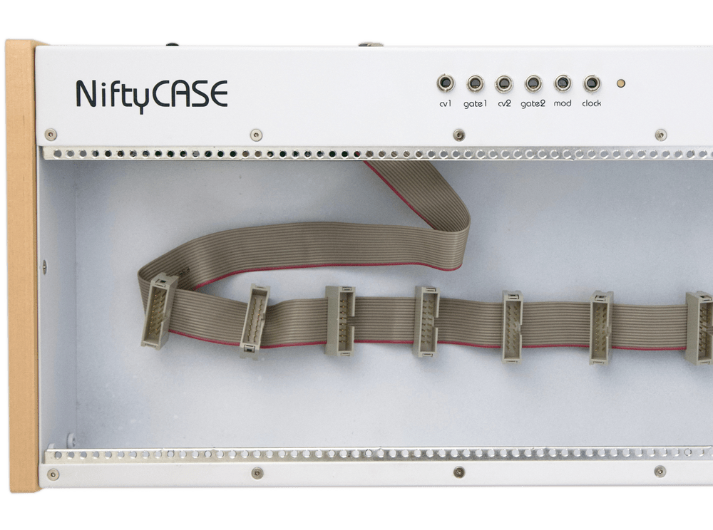 NiftyCASE - Affordable Powered 84hp Eurorack Modular Synthesizer